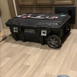 Meet your Posher, James